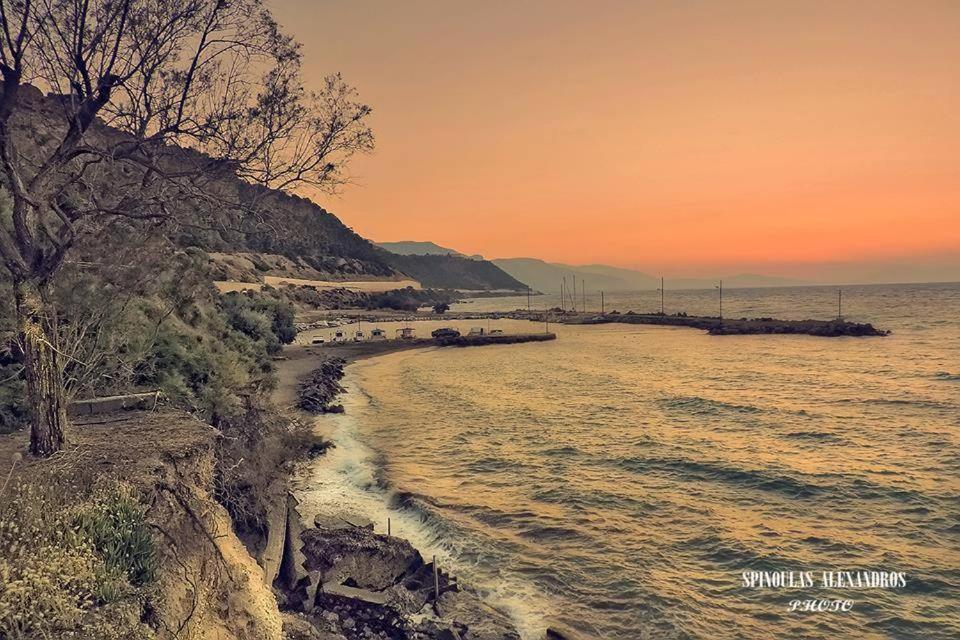 Caposaldo Apartments Akrata Dış mekan fotoğraf